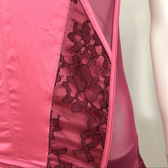 36C 2pc Vs Victoria’s Secret Sexy Little Things Bustier Corset with garter Skirt - Picture 4 of 16